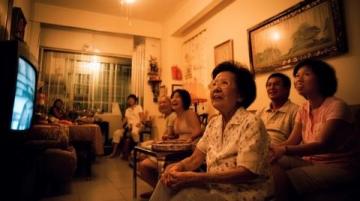 李大姐喜迎婆婆89歲壽辰，攜夫返鄉(xiāng)探親孝心滿滿