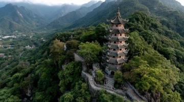 三亞之旅:十天內(nèi)發(fā)現(xiàn)景區(qū)冷清與變化