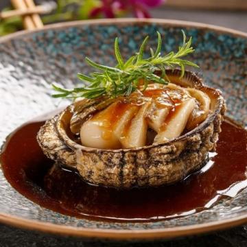 青島海鮮美食攻略：魯菜傳統與膠東特色的完美融合