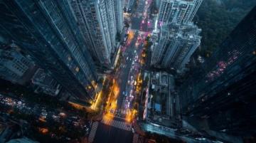 夜幕下的北京：繁華與喧囂并存