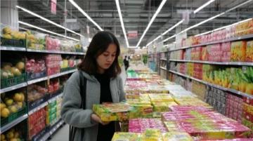 經開萬達美食街:逛街必備的人氣“小吃天堂