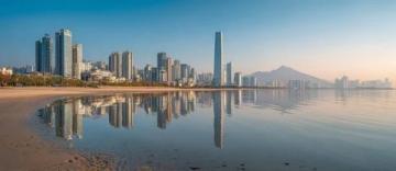 以下是一份廈門旅游攻略,涵蓋景點、美食、住宿等方面內(nèi)容