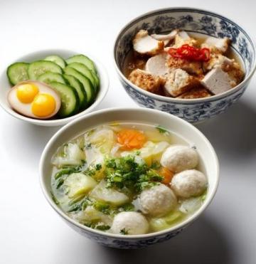 廣東特色生滾粥家常做法，皮蛋瘦肉粥簡單易學