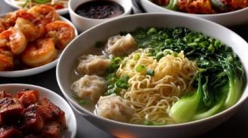 粉蒸肉是一道經典的中式菜肴，肉質軟糯，米粉香濃，口感豐富,以下是詳細的做法