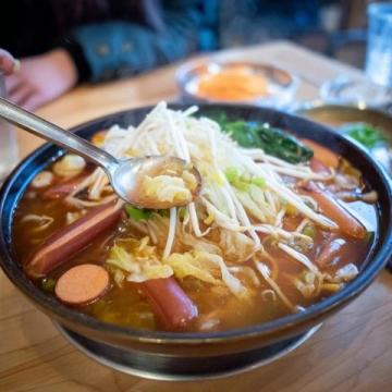 延吉旅游攻略:8道必吃韓式料理、10個最佳景點及推薦伴手禮店