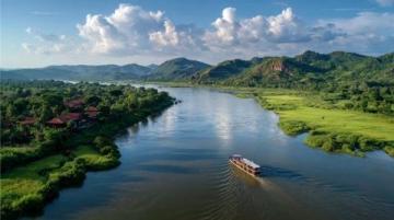 探秘中緬邊境魅力小城瑞麗：自然、風情與美食之旅