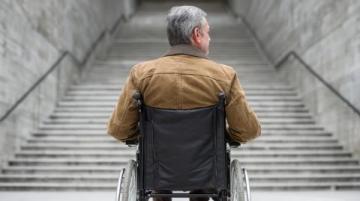 推進城市交通無障礙服務新標準：提升殘疾人出行便利性的雙重國標實施