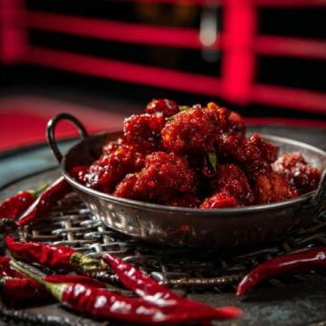 桂林江君烤翅：獨(dú)家秘制爆辣風(fēng)味美食探店