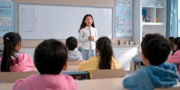 幼兒園周邊交通安全宣傳:共建安全屏障守護幼兒成長