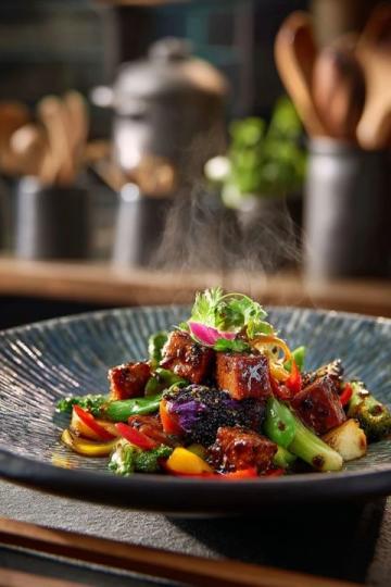 縣城醫(yī)院周邊美食價(jià)格調(diào)查:豆腐炒肉16元、苦瓜炒蛋13元公道嗎?