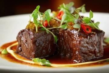 師傅揭秘:這款醬鹵牛肉為何一天能賣200斤?
