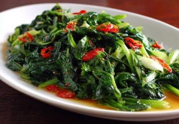青椒炒面筋:平民英雄的美食