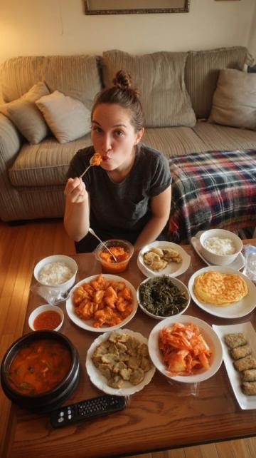 劉宇寧重操舊業秀廚藝(劉宇寧美食)