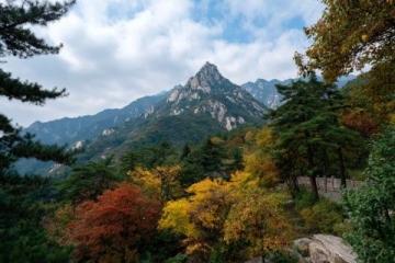 岳麓山:長沙市標志、湖湘文化之鄉和旅游熱點