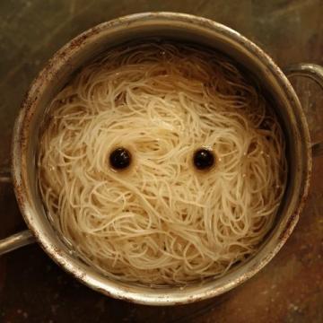 生命不長,煮面也是藝術