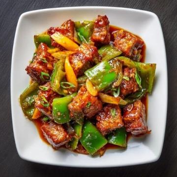 爆款標題芹菜炒牛肉，一道鮮香四溢的健康佳肴