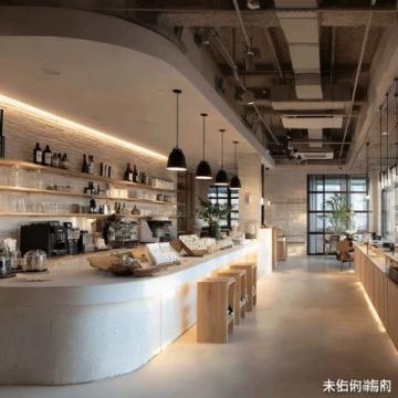 杭城延安路網(wǎng)紅甜品店:鮑師傅糕點(diǎn),透明廚房里的美味傳奇