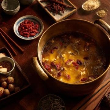 洛陽必嘗美食：經典牛羊肉湯與特色水席不容錯過！