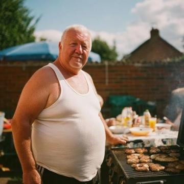 70歲老人深情做飯 美味讓人感動