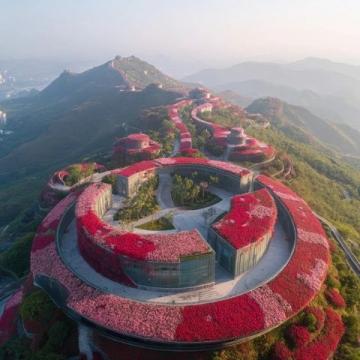濮陽位于河南省東北部，是一座歷史悠久的文化名城