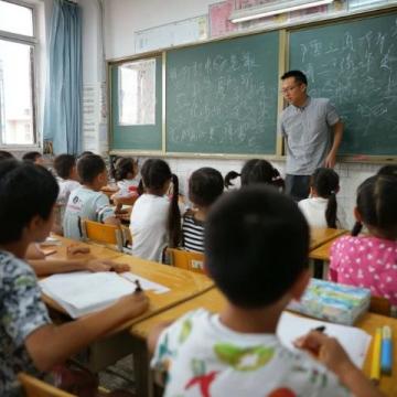 河南大張實業(yè)董事長張國賢精彩演講錄影分享
