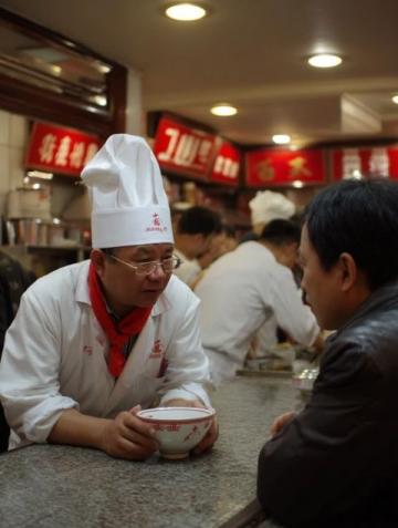 探尋徐州：香酥雞——市井深處的美味傳奇與城市記憶
