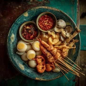 探訪豪車會所,斗鯧盆菜、膏蟹河豚連著出,一盆姜油蛇