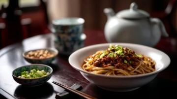 宅家過年吃美食!蘿卜絲炒牛肉和水煎包,營養又好吃!