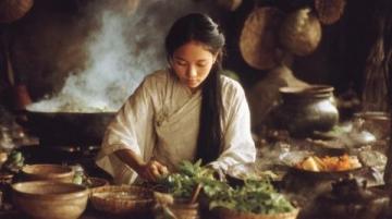 劉宇寧重操舊業秀廚藝(劉宇寧美食)