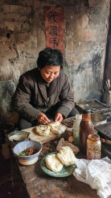 國慶意外出游:與家人共賞石泉古鎮魅力及美食之旅