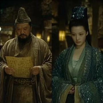 聚餐中賀峻霖突感不適,劉曉慶果斷處理