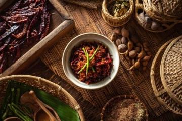 麻辣味蕾盛宴:2025重慶美食圖譜探秘