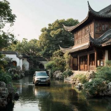 我是四十多歲的某一年,公司派我到川北的一座規模中等的城市出差