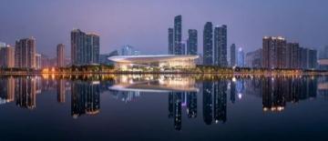 今晚深圳自駕前往廣東惠州夜游西湖，美景盡收眼底！