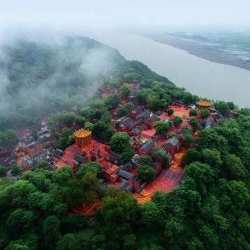 魅力武漢，華中瑰寶必去之地；充滿歷史與現(xiàn)代的交融和自然與人文輝映。
