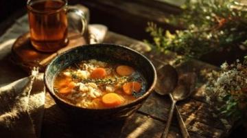 靈芝三七燉雞兔：滋補養生的經典美味湯品