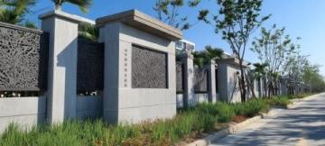 中山開發(fā)區(qū)小區(qū)門口設(shè)停車費(fèi)閘口引發(fā)爭議,官方回應(yīng)將拆除收費(fèi)設(shè)備