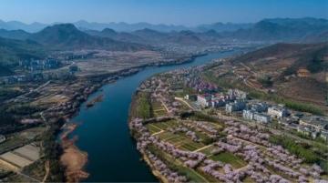 阜陽景點(diǎn)豐富多樣,涵蓋歷史、自然與主題樂園各類景觀