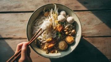 中餐口福,一碗面、一盤肉的幸福之旅