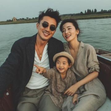 郎咸平直播爆料:若非離婚,大S恐難翻身