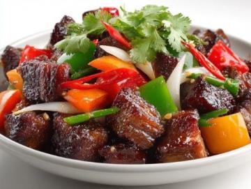 用冰糖還是白糖？紅燒肉的甜蜜選擇