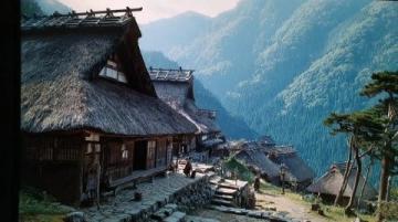 第一次去禾木村要住小木屋,晴天體驗更佳