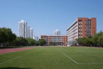 2007年，一理科生，高考成績(jī)492，當(dāng)時(shí)四川二本線475，超過二本線17分