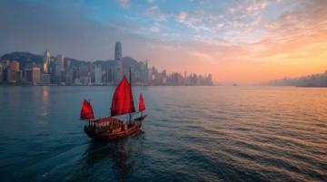 魅力香港之行：維港夜景、山頂鳥瞰與迪士尼夢幻之旅