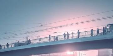 武漢夏日奇觀:楊泗港大橋下的“天空之門