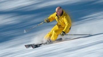 金佛山雪場開放,暢享滑雪樂趣,冬日旅游勝地不容錯過!