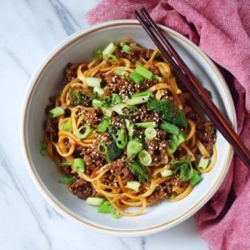 炒拉條的家常做法(美食炒拉條)