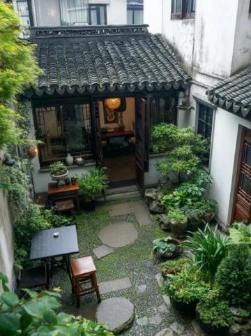 南京必嘗老字號美食探秘：紅廚巷淮揚菜館，味蕾之旅不容錯過！