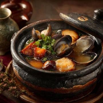 佛跳墻：福建奢華傳統(tǒng)名菜，美食界的貴族