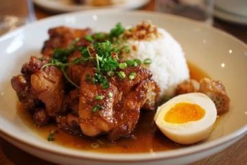 經典金牌醬豬尾、風味手撕牛肉與冰梅老醋花生